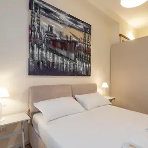 Apartment Royal - Centro Brera, Milan